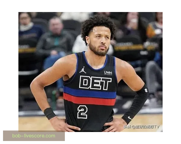 坎宁安确诊气胸引发热议 NBA评奖规则遭质疑 活塞季后赛希望受挫